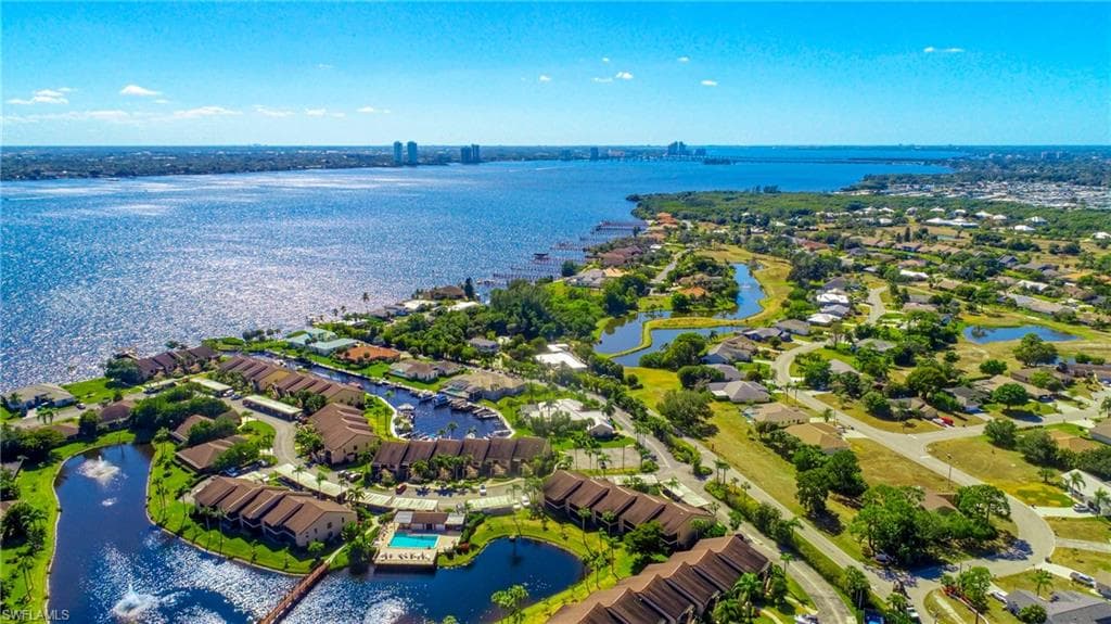 15489 Admiralty CIR 1 NORTH FORT MYERS, FL 33917