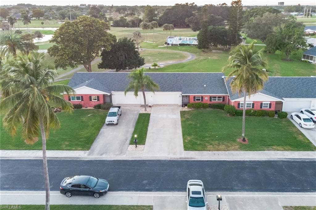 7022 Foxfire DR FORT MYERS, FL 33919