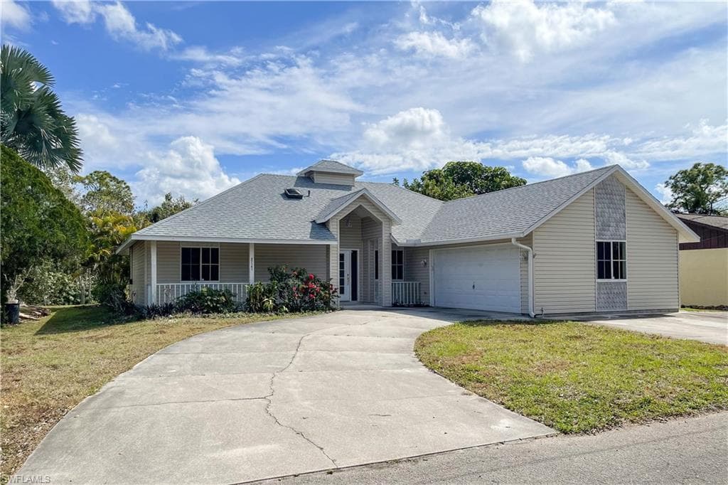 27141 Sun Aqua LN BONITA SPRINGS, FL 34135