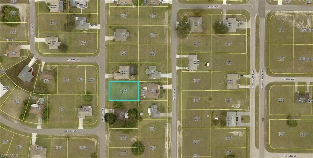 807 NE 7th AVE CAPE CORAL, FL 33909