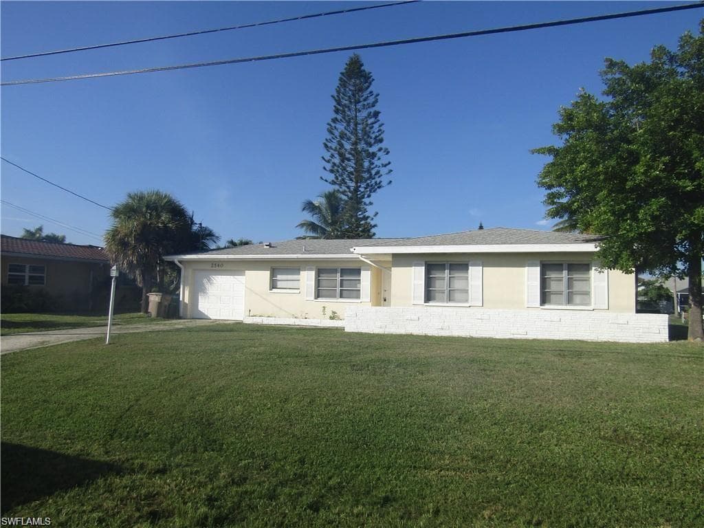 2540 SE 25th AVE CAPE CORAL, FL 33904
