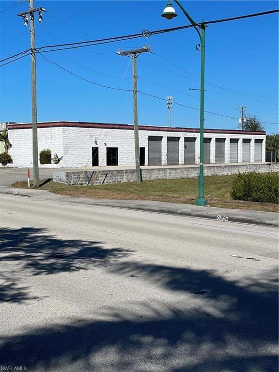 2455 Tamiami TRL E NAPLES, FL 34112