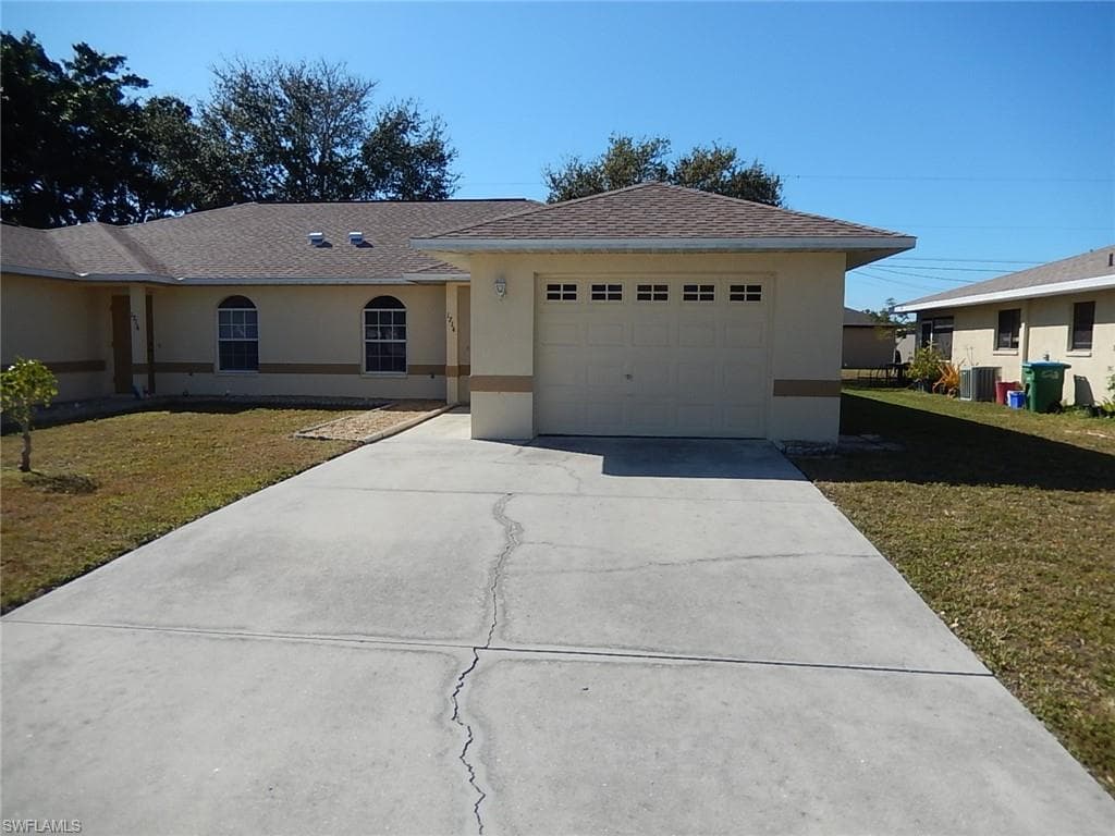 1714 SW Santa Barbara PL CAPE CORAL, FL 33991