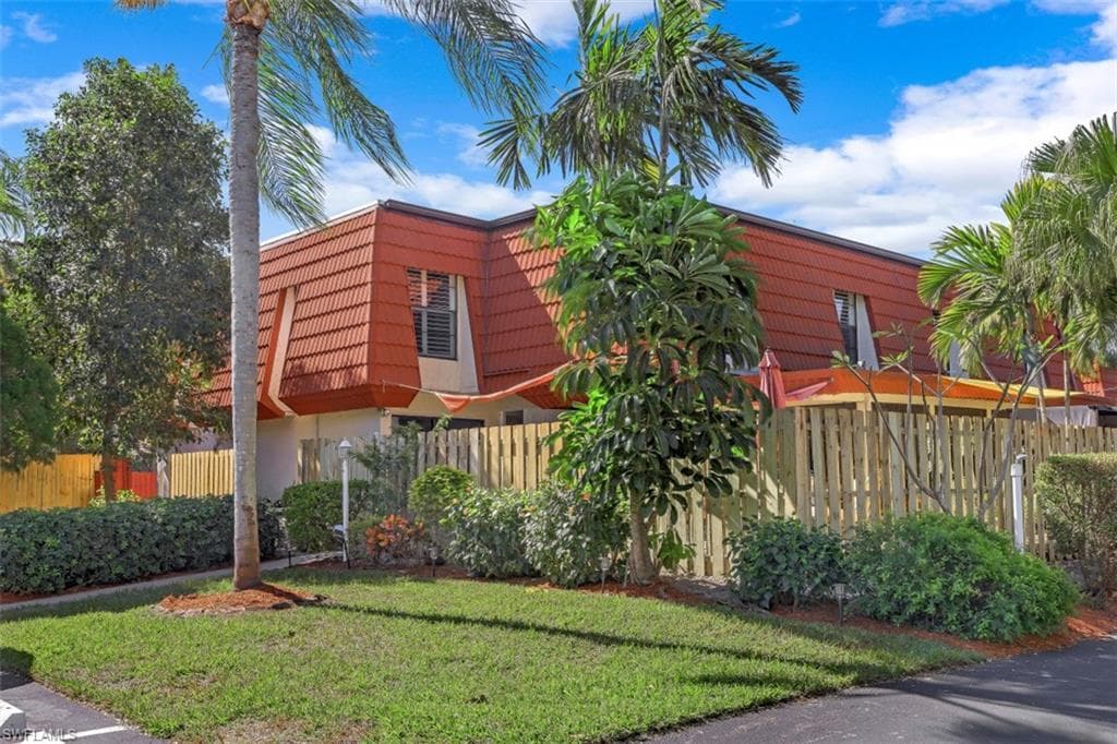10931 Meadow Lark Cove DR FORT MYERS, FL 33908