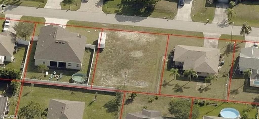 607 SW 27th ST CAPE CORAL, FL 33914