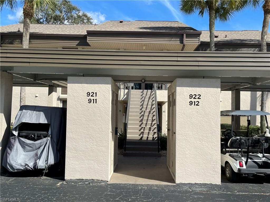 5925 Trailwinds DR 921 FORT MYERS, FL 33907