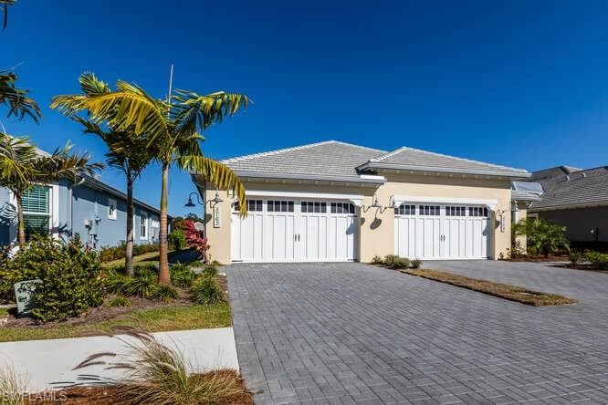 5763 Highbourne DR NAPLES, FL 34113