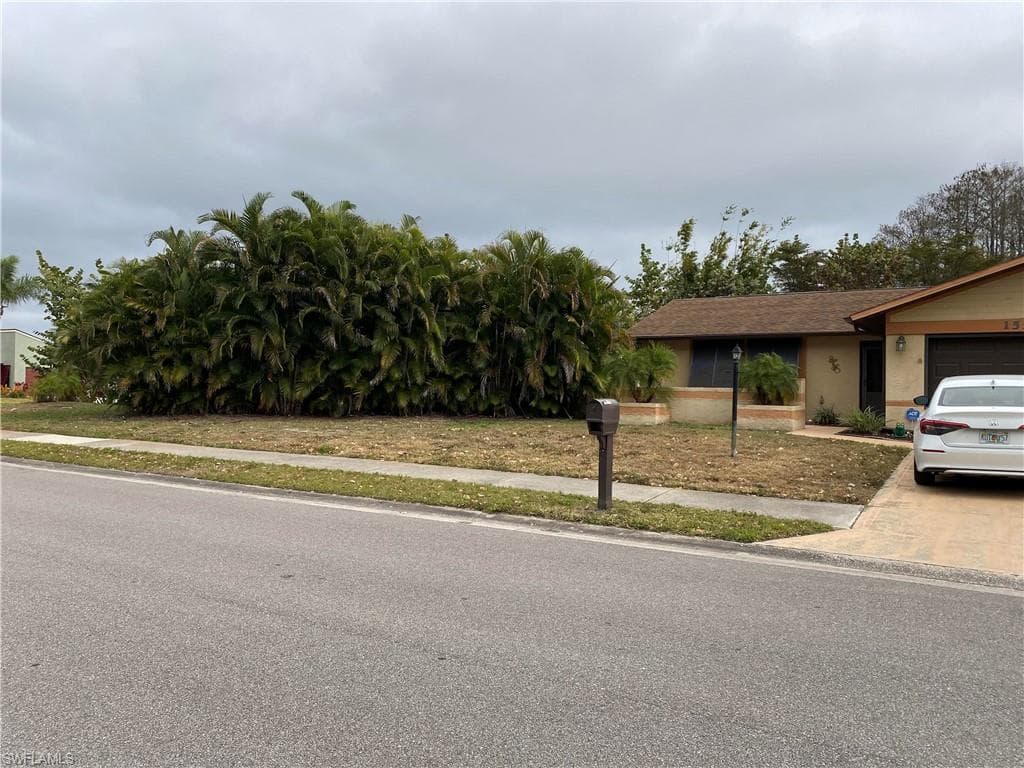 15518 Spring Line LN FORT MYERS, FL 33905