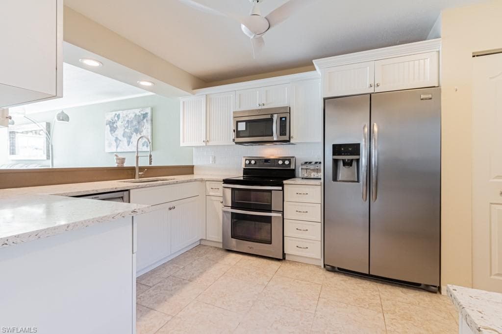 840 New Waterford DR O-101 NAPLES, FL 34104