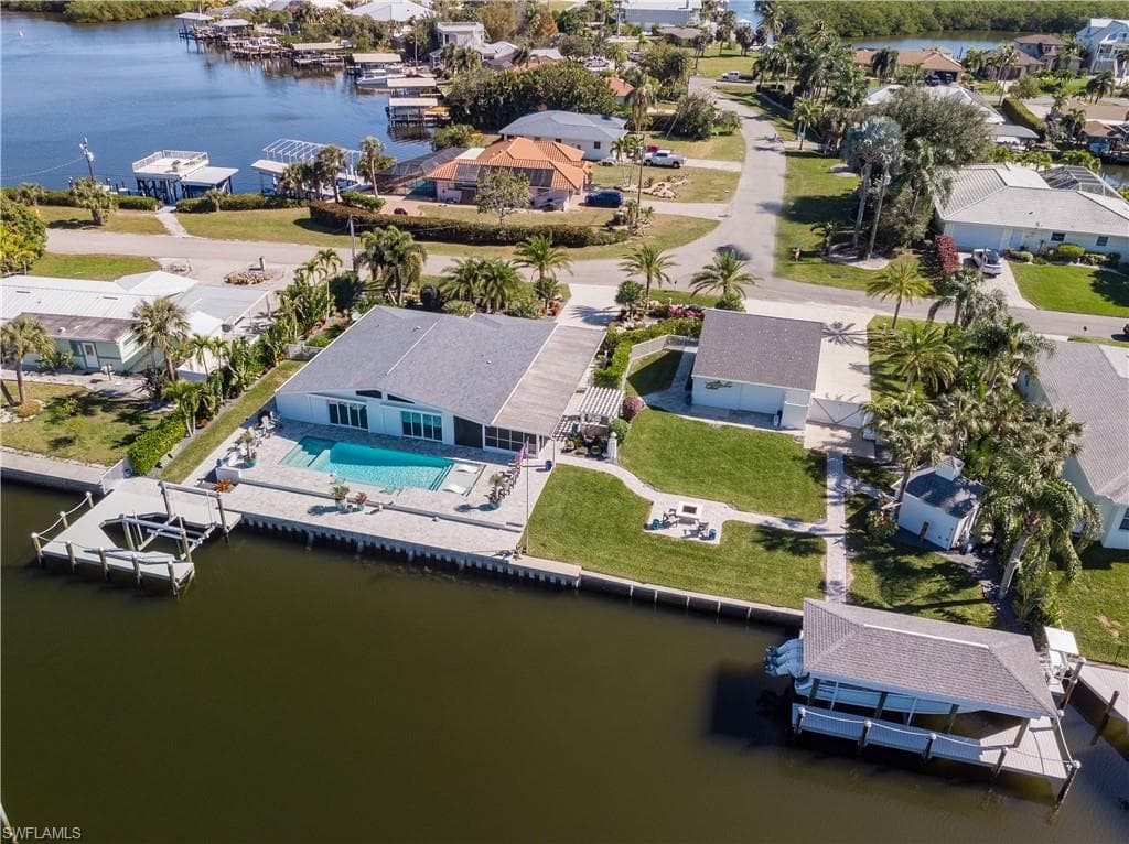 2823 Eighth AVE ST. JAMES CITY, FL 33956