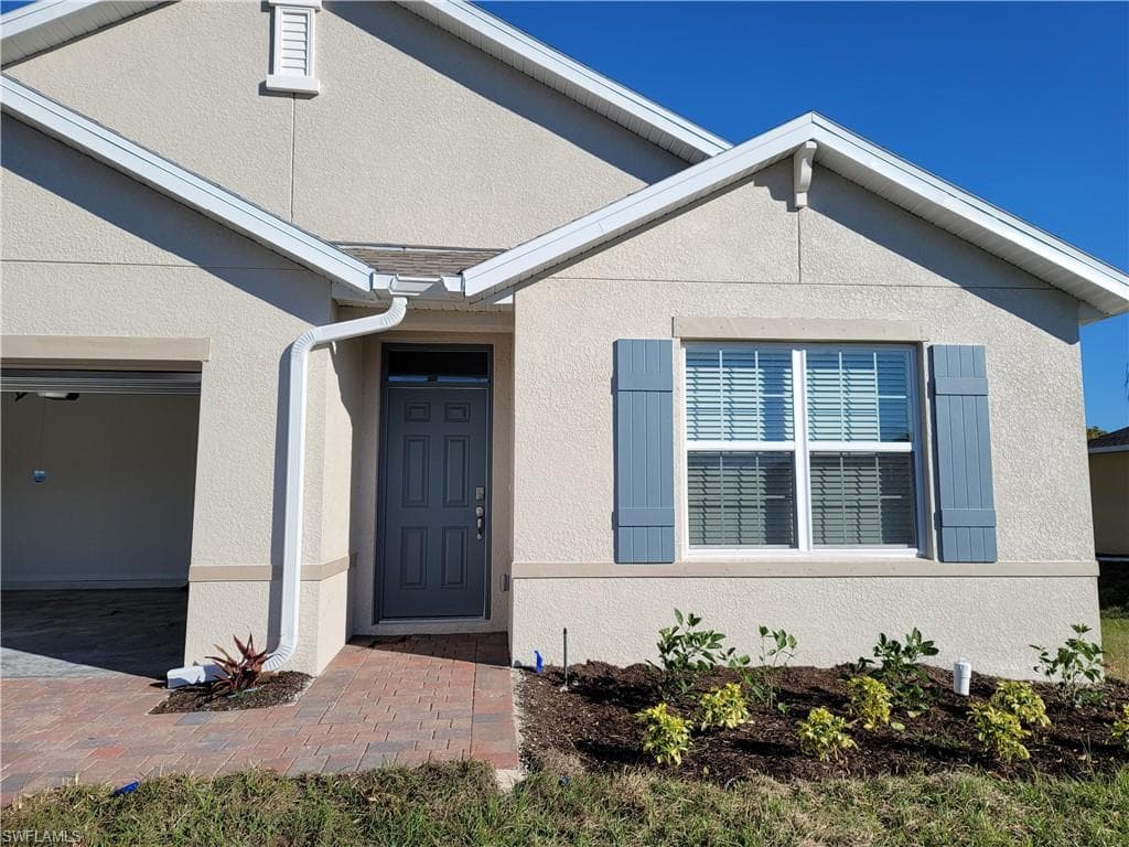 2303 SW 16th TER CAPE CORAL, FL 33991