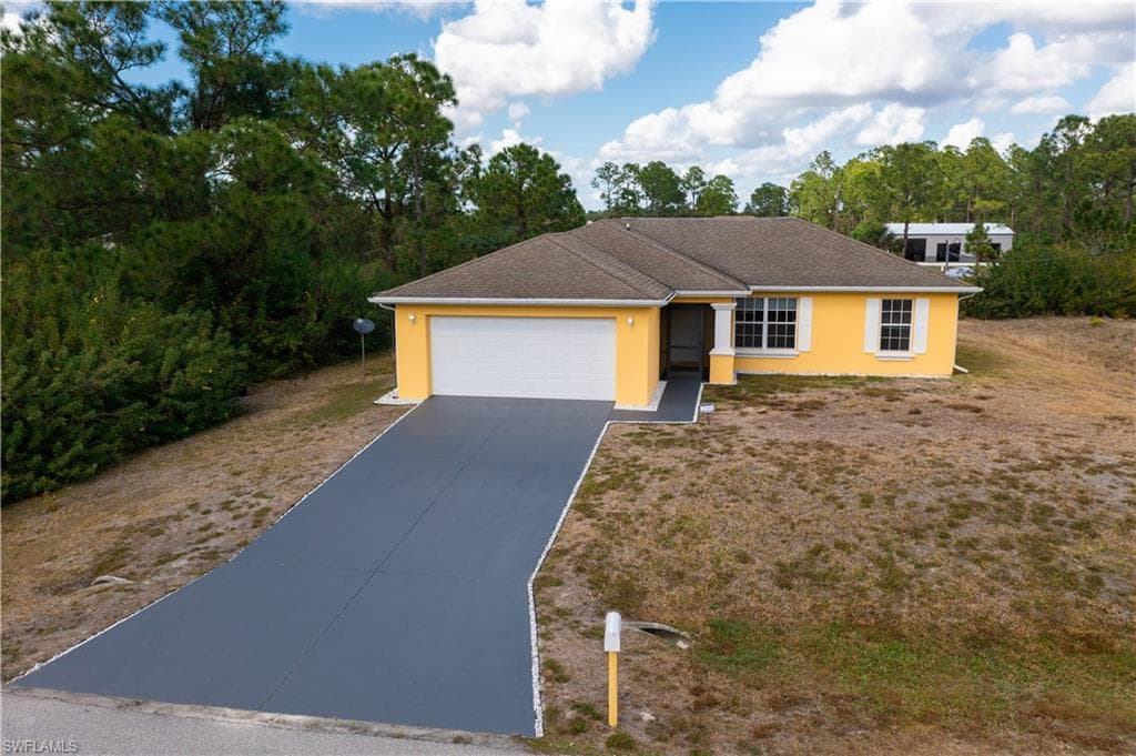 2906 38th ST W LEHIGH ACRES, FL 33971
