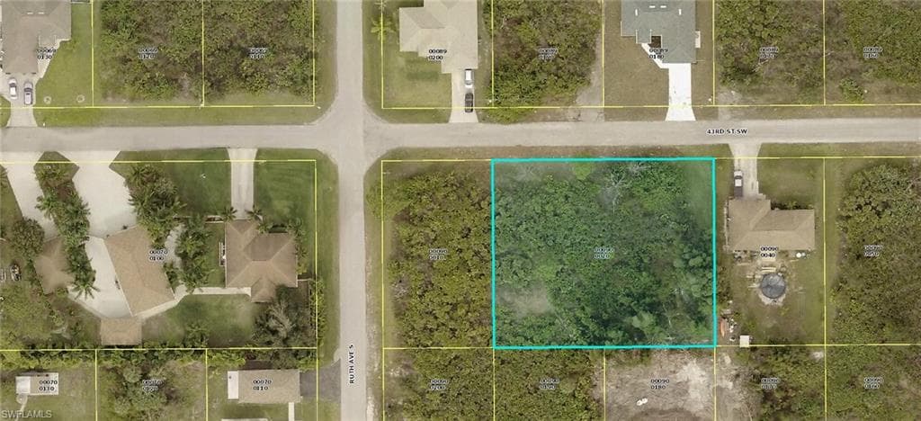 3217 43rd ST SW LEHIGH ACRES, FL 33976
