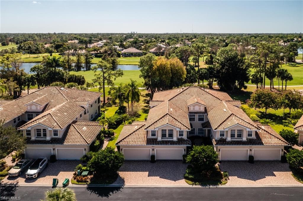 8153 Saratoga DR 1601 NAPLES, FL 34113