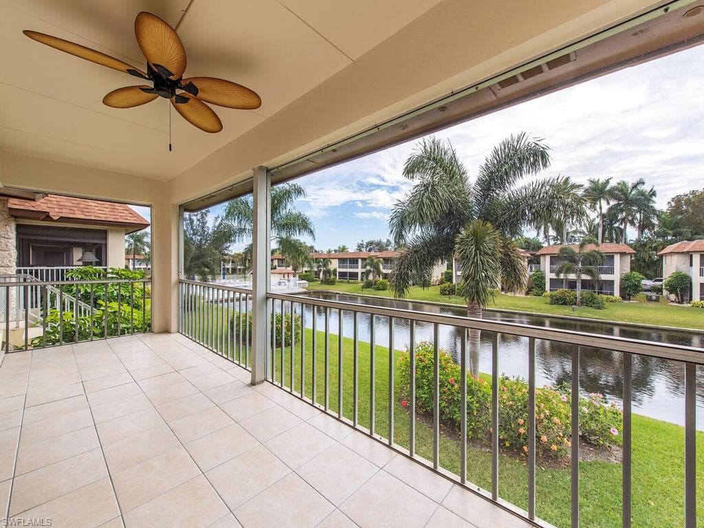 1155 Sandpiper ST A6 NAPLES, FL 34102
