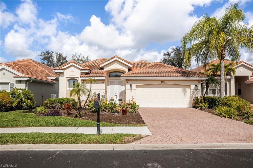 3391 Sandpiper WAY NAPLES, FL 34109