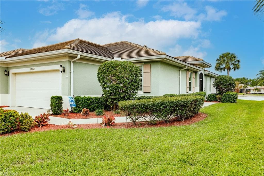 10458 Materita DR FORT MYERS, FL 33913