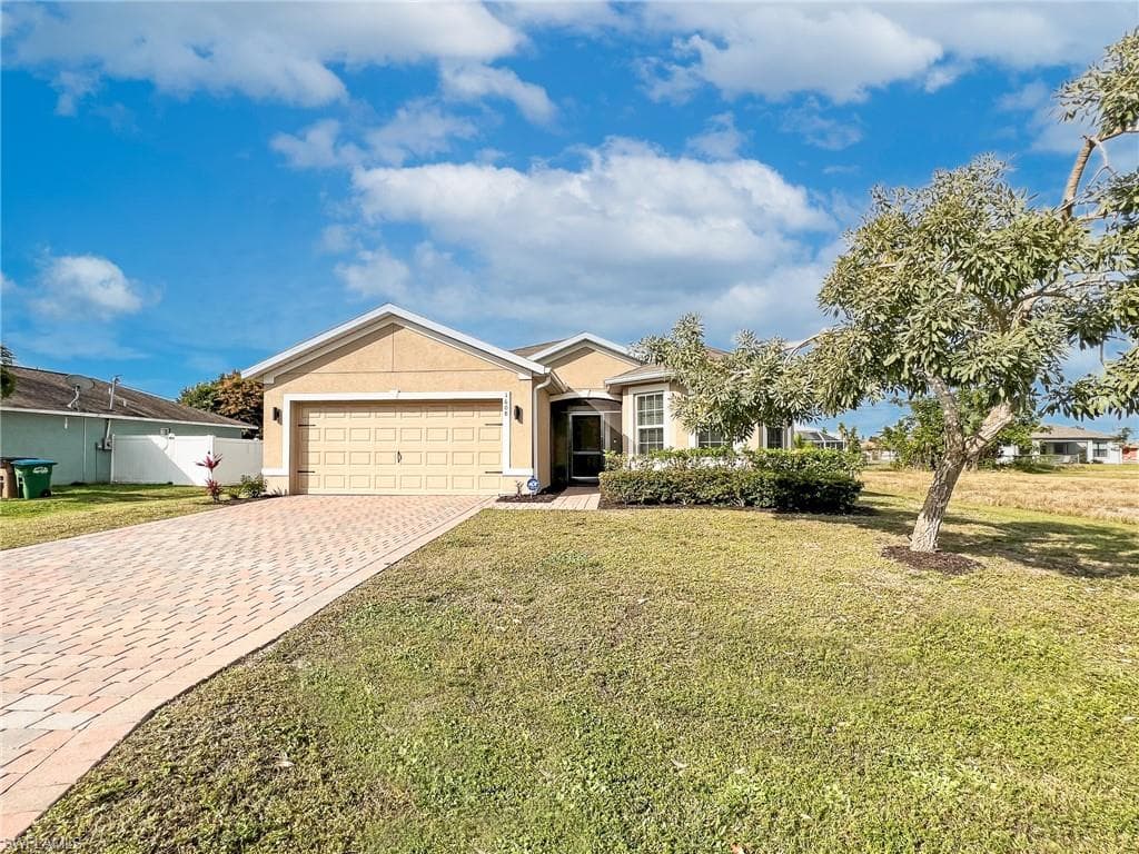 1608 SE 8th PL CAPE CORAL, FL 33990