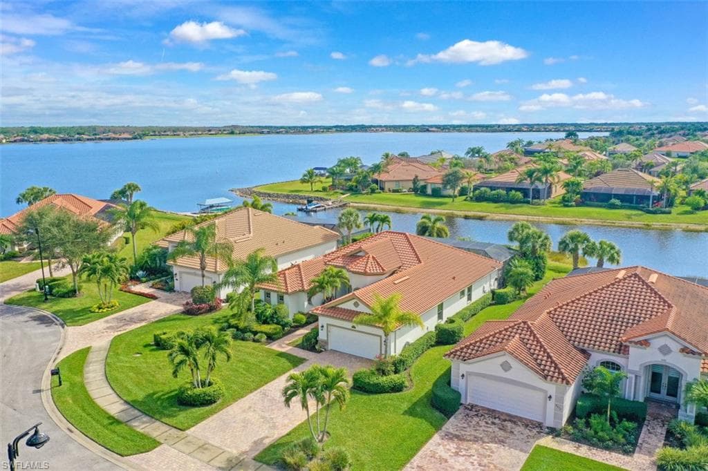 9416 Copper Rock CT NAPLES, FL 34120