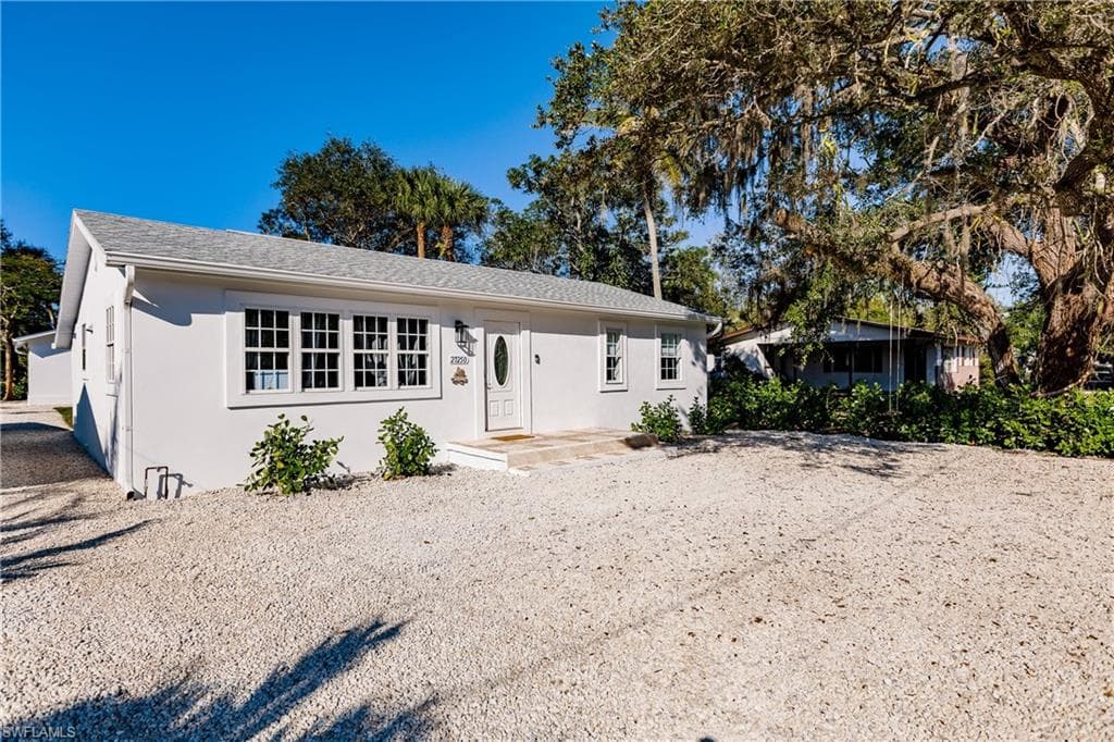 27250 Shriver AVE BONITA SPRINGS, FL 34135