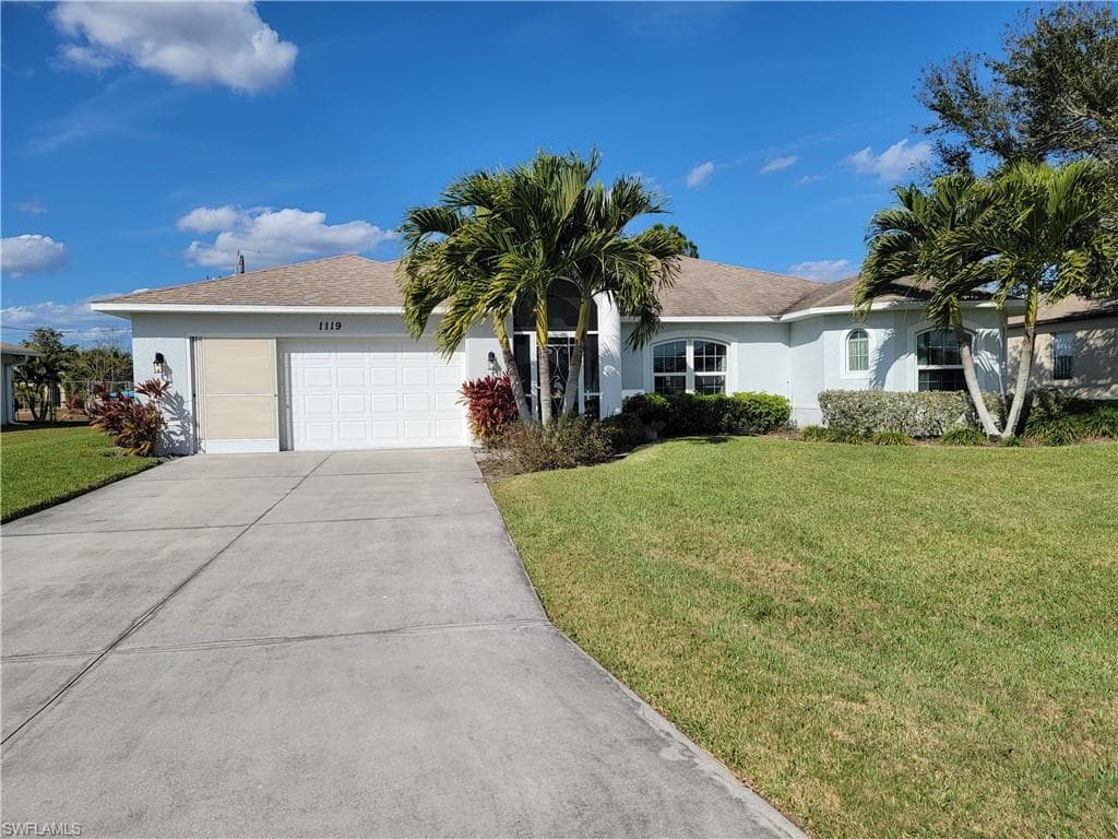 1119 SW 41st TER CAPE CORAL, FL 33914
