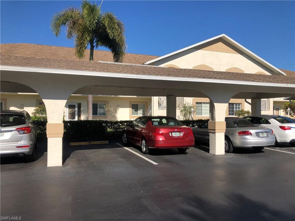 217 Gabriel CIR 2808 NAPLES, FL 34104