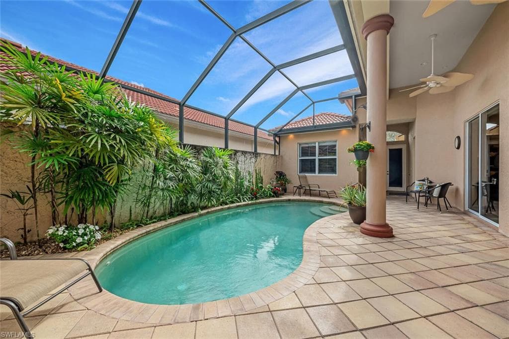 115 April Sound DR NAPLES, FL 34119