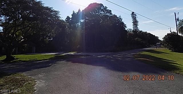 9072 Alena CT NORTH FORT MYERS, FL 33903