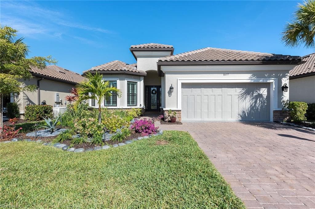 8677 Dilillo CT NAPLES, FL 34119
