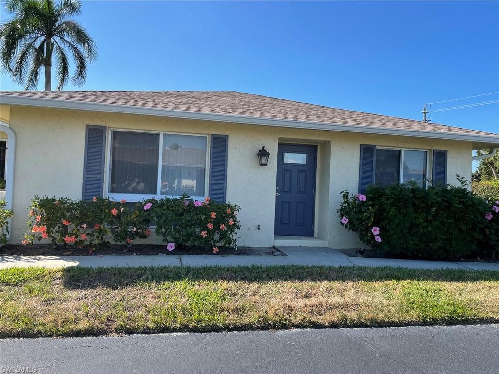51 Glades BLVD 1 NAPLES, FL 34112