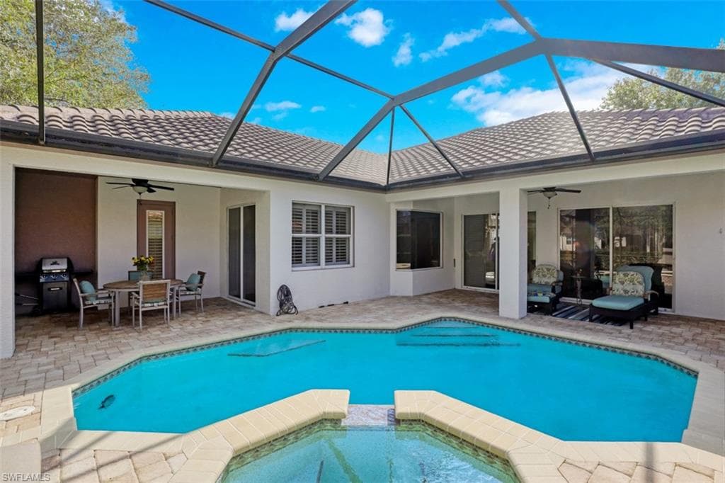 1082 Augusta Falls WAY NAPLES, FL 34119