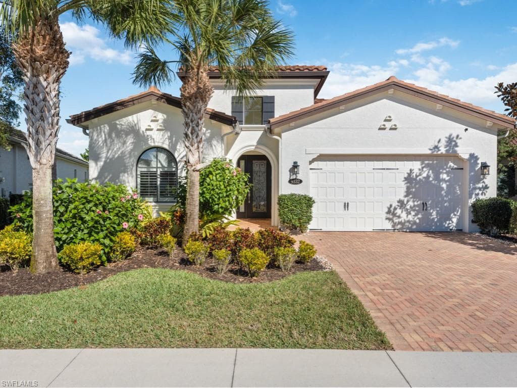 9332 Woodhurst DR NAPLES, FL 34120