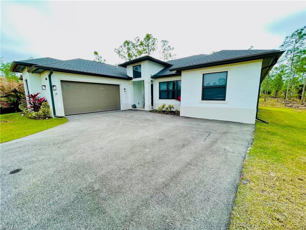 4226 4th AVE NE NAPLES, FL 34120
