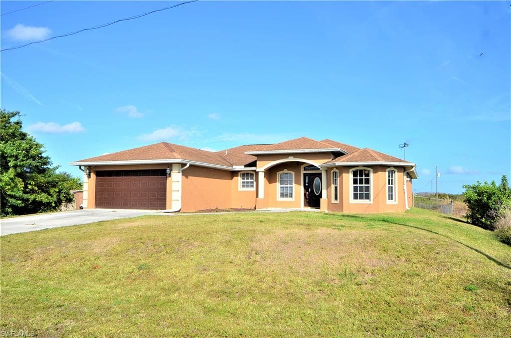 2714 66th ST W LEHIGH ACRES, FL 33971