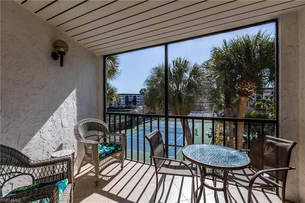 1031 Anglers CV A-303 MARCO ISLAND, FL 34145