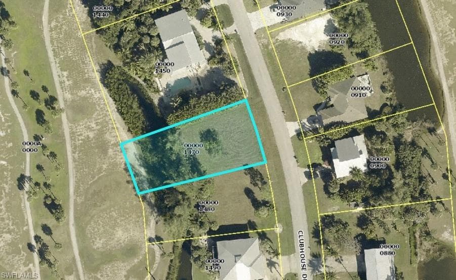 14185 Clubhouse DR BOKEELIA, FL 33922