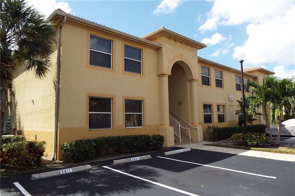 4287 Bellasol CIR 2411 FORT MYERS, FL 33916