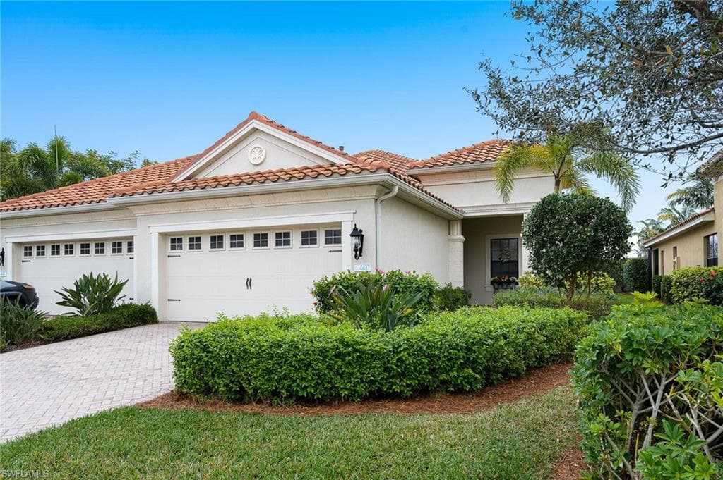 4437 Waterscape LN FORT MYERS, FL 33966