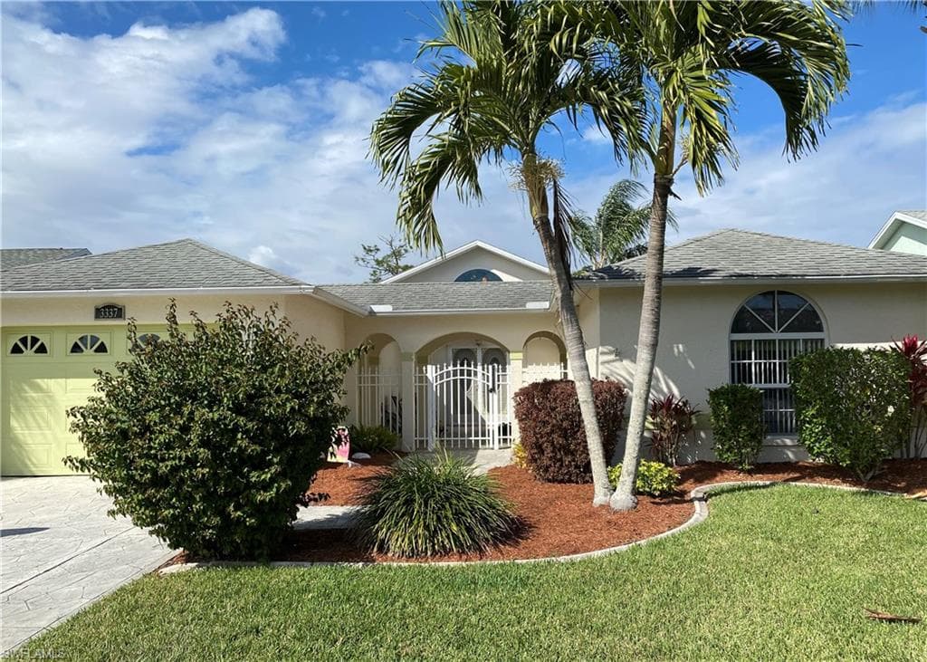 3337 Clubview DR NORTH FORT MYERS, FL 33917