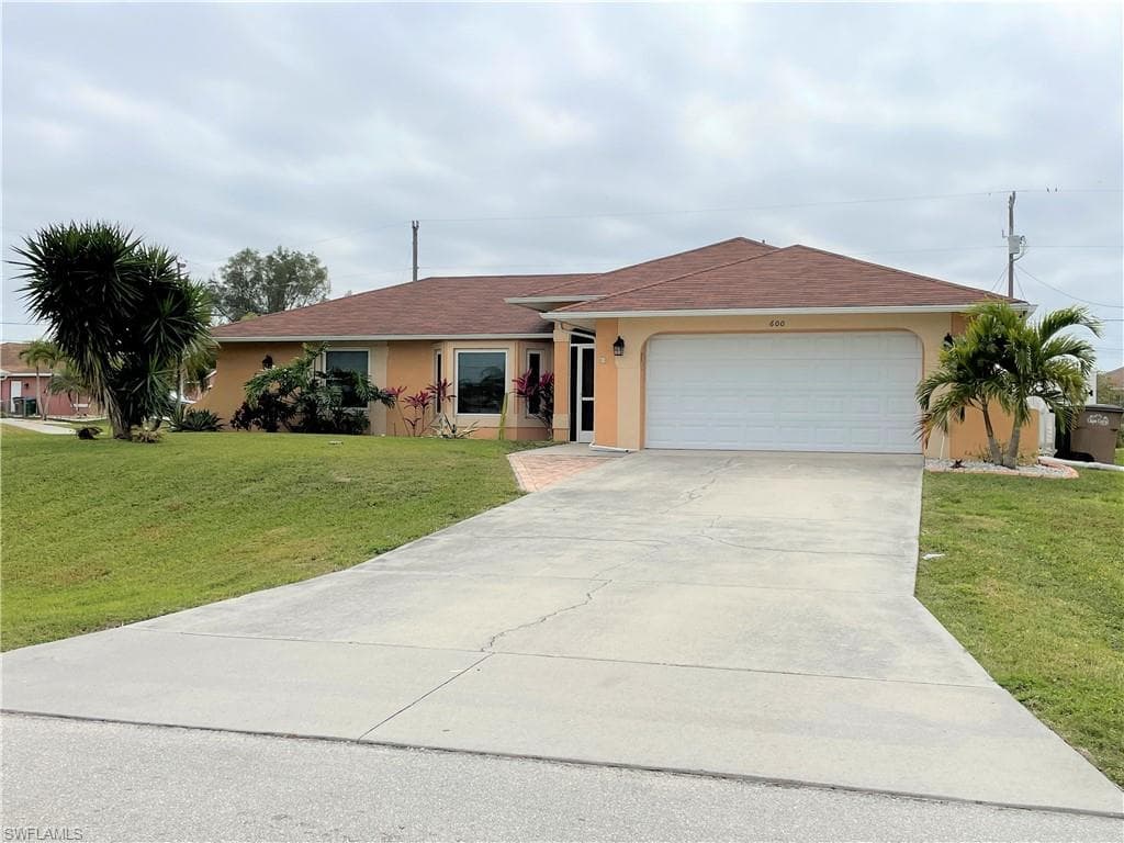 600 SW 18th TER CAPE CORAL, FL 33991