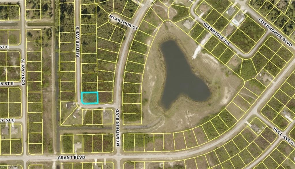 375 Butler AVE S LEHIGH ACRES, FL 33974