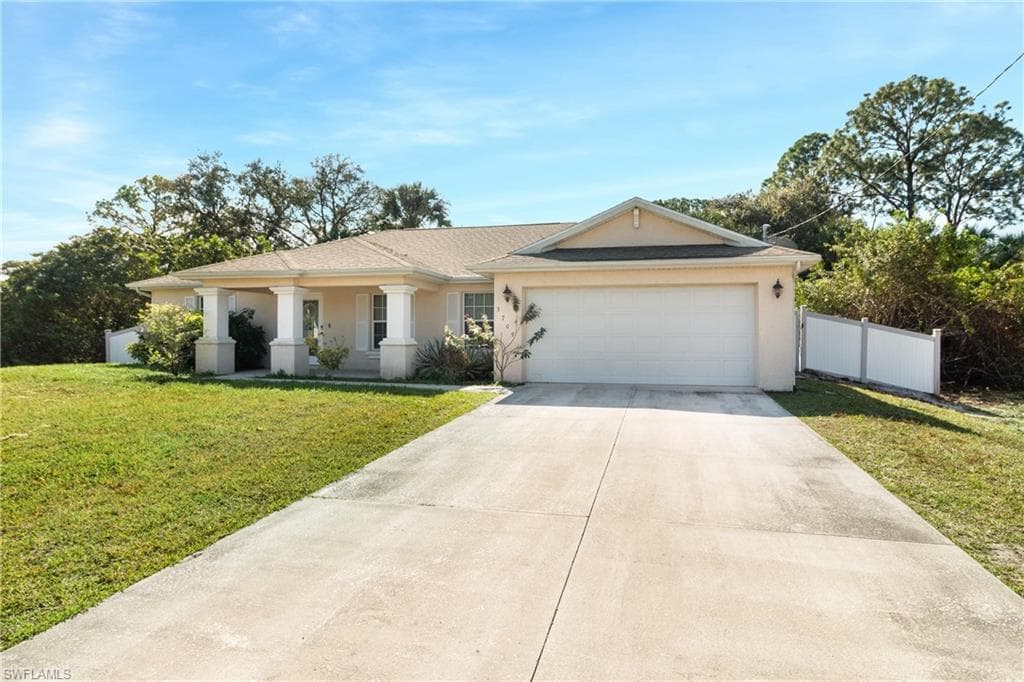 3709 Kilarney ST FORT MYERS, FL 33905