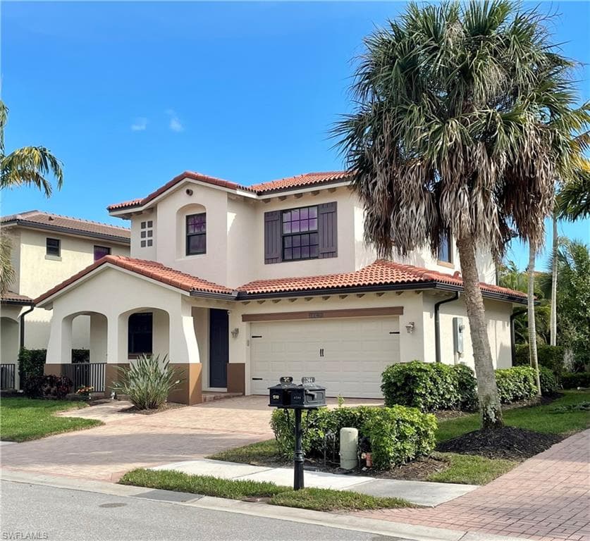 1240 Manado DR S NAPLES, FL 34113