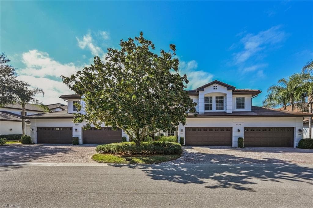 4475 Dover CT 1102 NAPLES, FL 34105