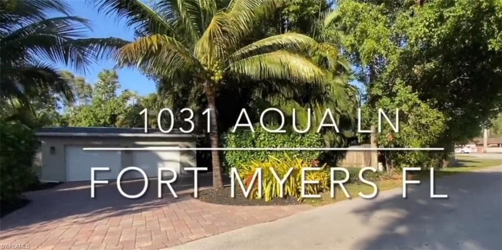 1031 Aqua LN FORT MYERS, FL 33919