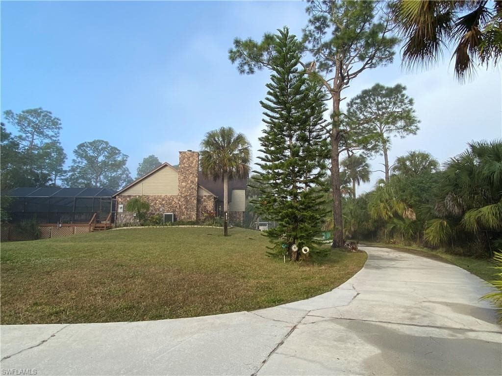 1041 29th ST SW NAPLES, FL 34117