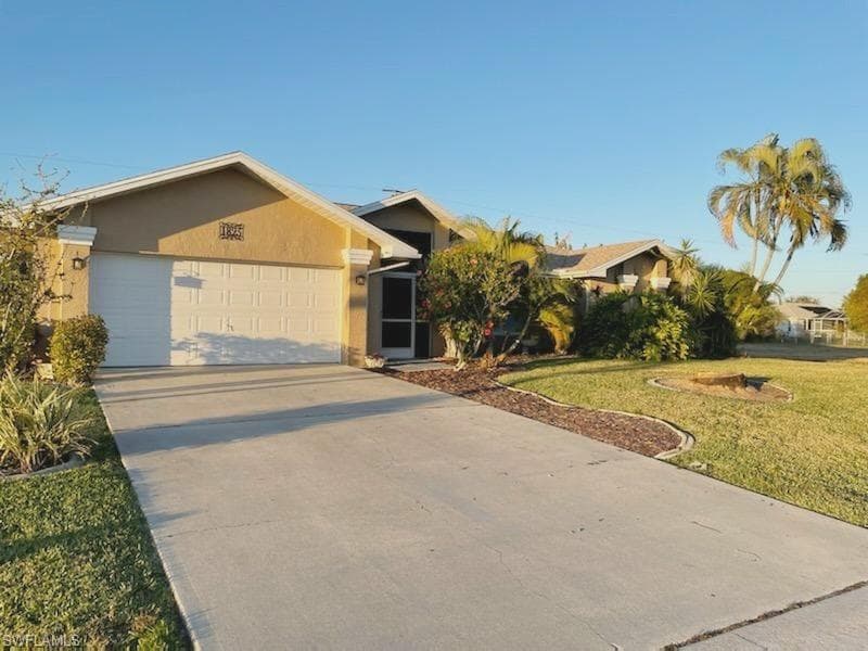 1825 Savona PKY W CAPE CORAL, FL 33914