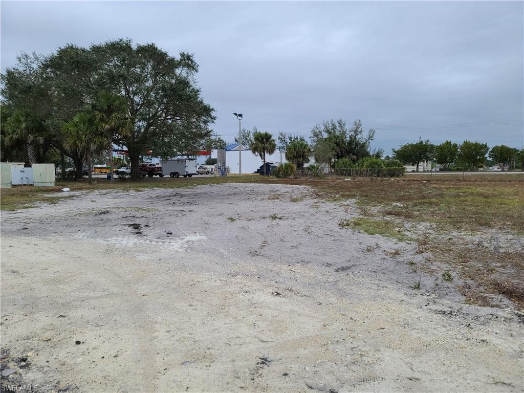 3116 4th ST W LEHIGH ACRES, FL 33971