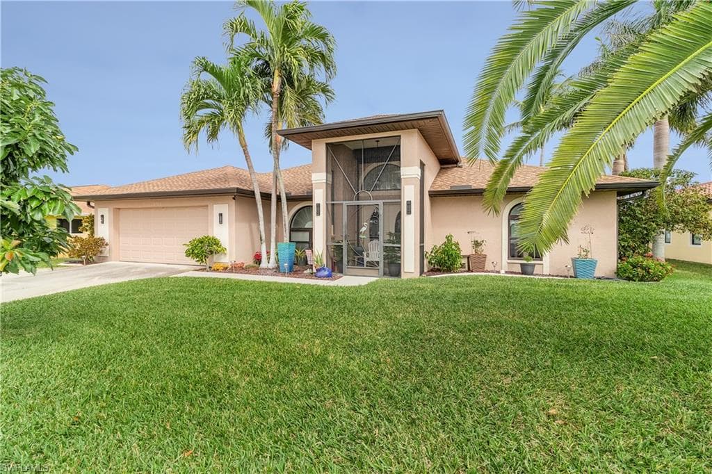 2703 Kamal PKY CAPE CORAL, FL 33904