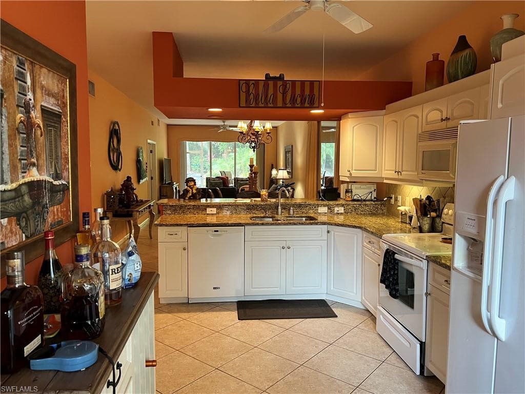 1700 Windy Pines DR 1703 NAPLES, FL 34112